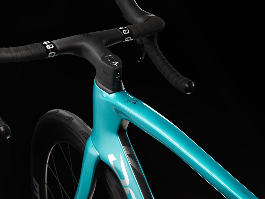 Pinarello Dogma F Disc Frameset (H100) Luxter Turquoise - Image 3