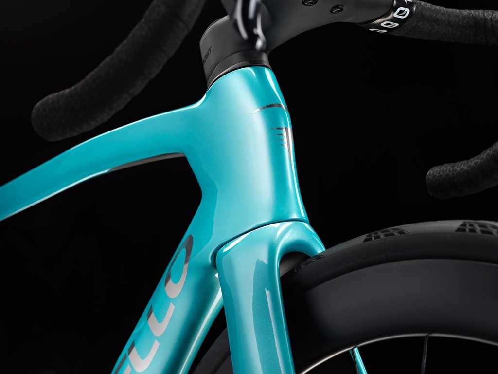 Pinarello Dogma F Disc Frameset (H100) Luxter Turquoise - Image 5