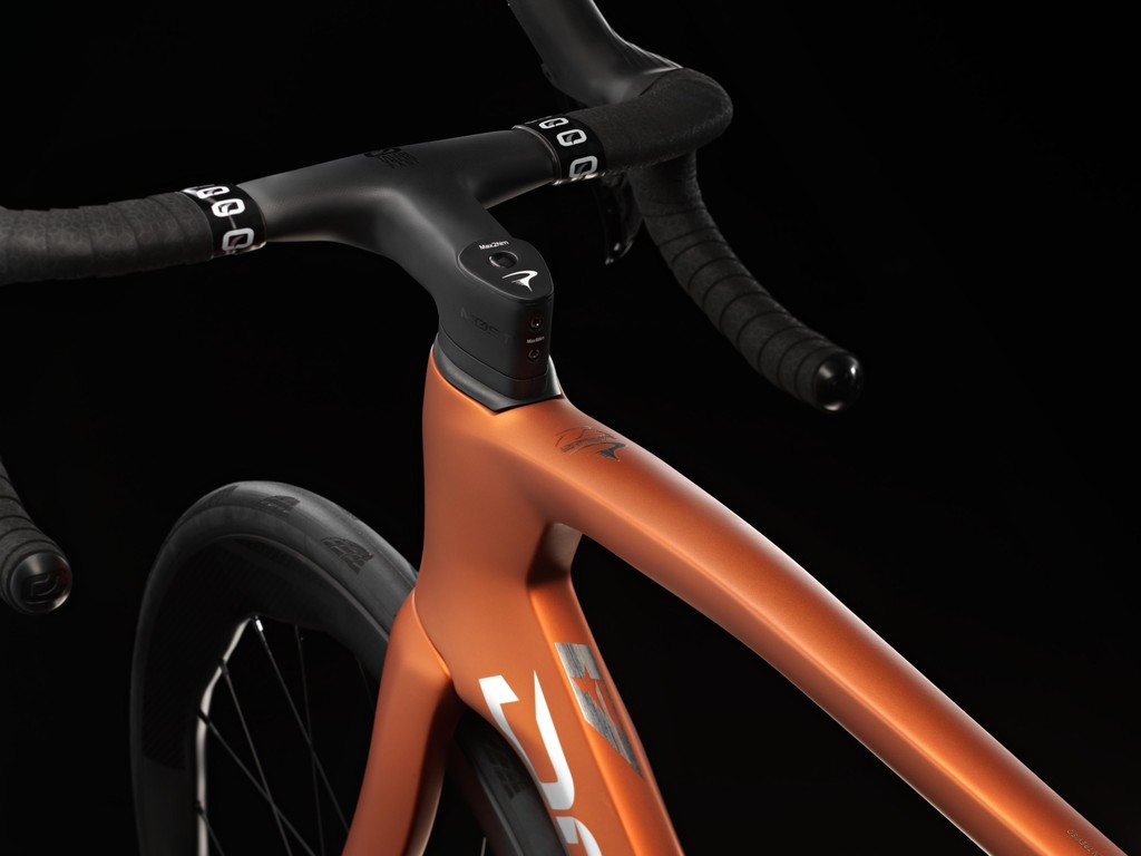 Pinarello Dogma F Disc Frameset (H102) Luxter Amber - Image 5