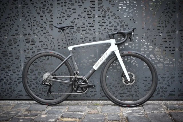 Cannondale SuperSix EVO LAB71 Dura-Ace Di2 (2023) - Port Melbourne